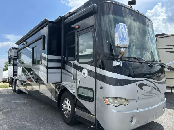 Consignment 2010 Tiffin Motorhomes 43QGP for sale in Gulfport, MS