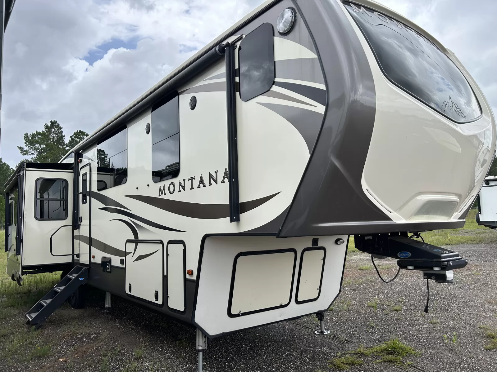 Keystone RV 3811MS