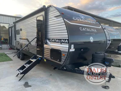 New 2025 Coachmen RV Catalina Legacy Edition 283EPIC for sale in Sumrall, MS