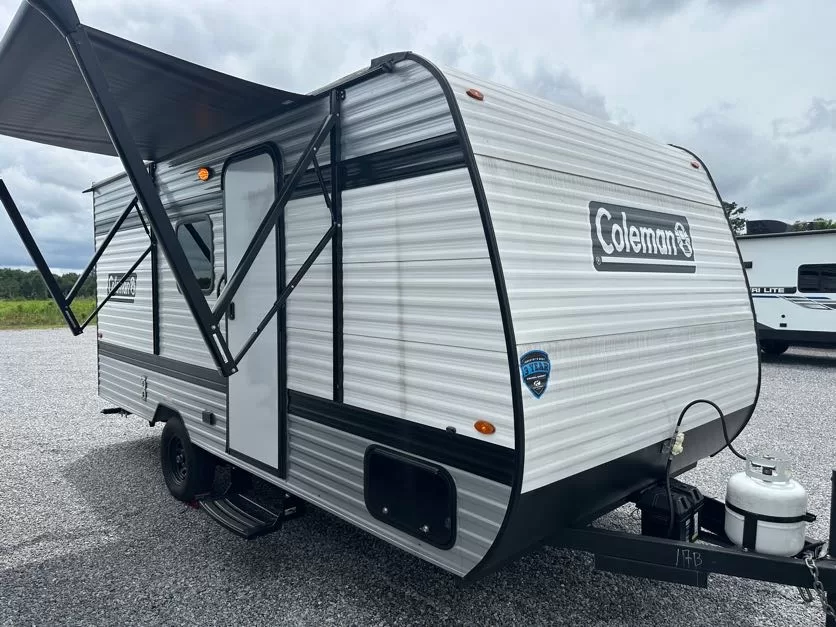 Used 2025 Coleman RV 17B for sale in Lucedale