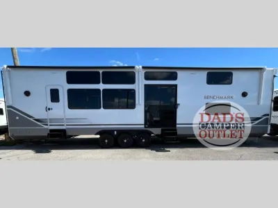 New 2026 Alliance RV Benchmark 44LFT for sale in Picayune, MS