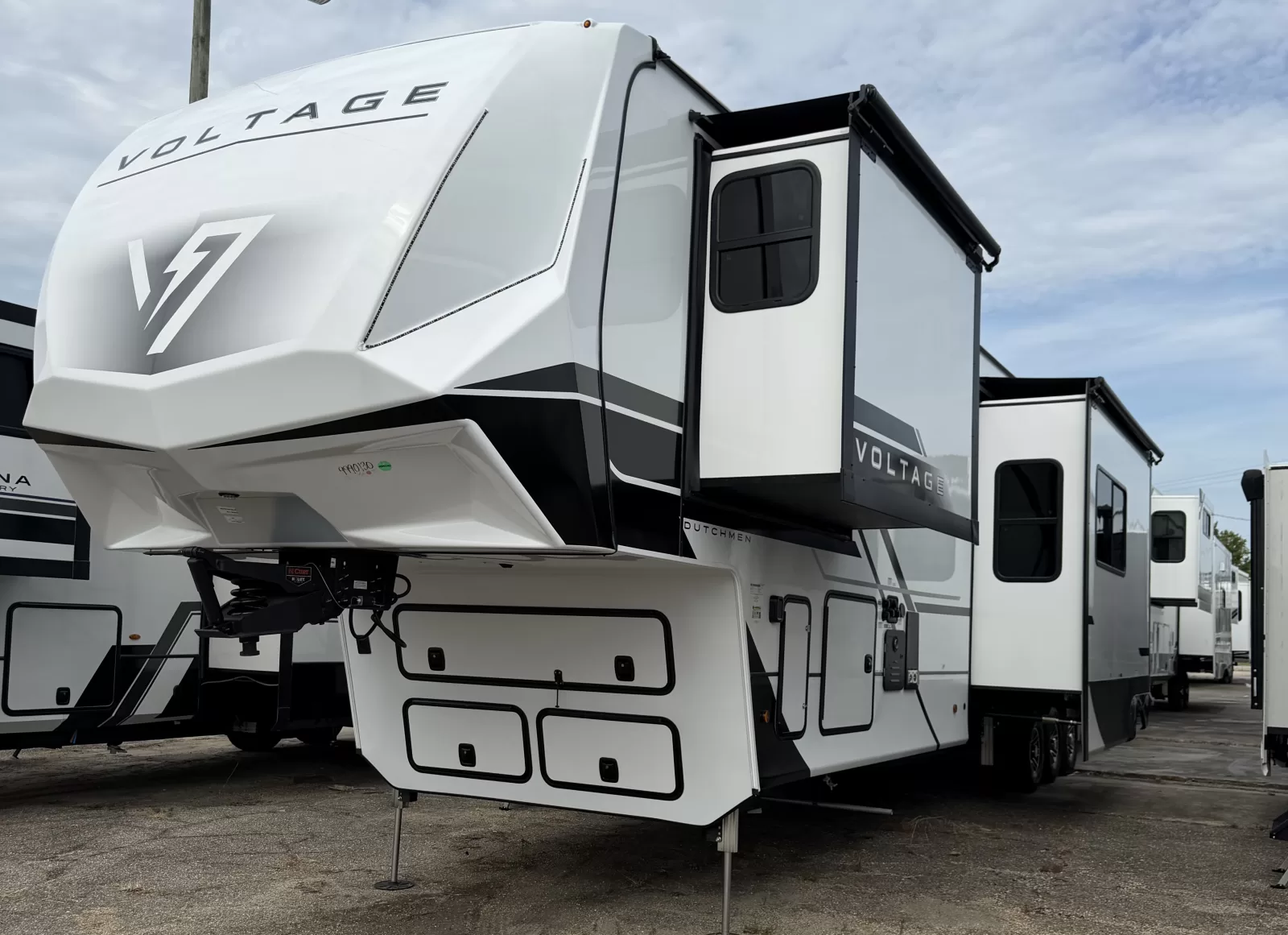 Dutchmen RV 4250