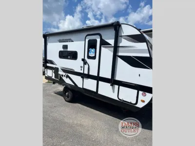New 2026 Jayco Jay Feather Air 16RB for sale in Gulfport, MS
