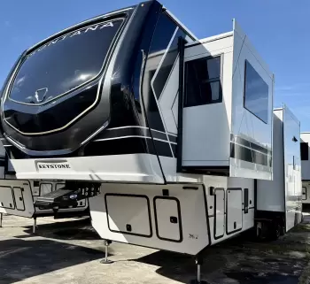 New 2026 Keystone RV Montana 3761FL for sale in Picayune, MS